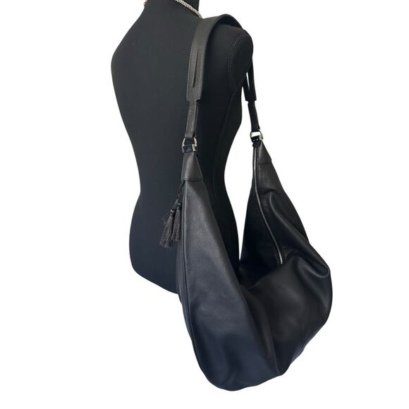 The Row Sling Pebbled-leather Shoulder Bag in Black 100% Authentic Rare - Picture 4 of 16